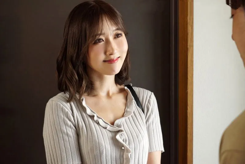 Bà xã về nhà bố má đẻ sau cuộc cãi nhau, ông chồng rủ cô bạn thân về nhà tâm sự…