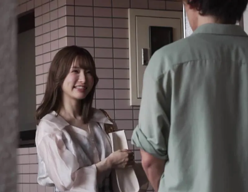 Tranh thủ 2 ngày cô vợ đi vắng ở nhà địt em nhà đối diện xinh đẹp mới chuyển tới